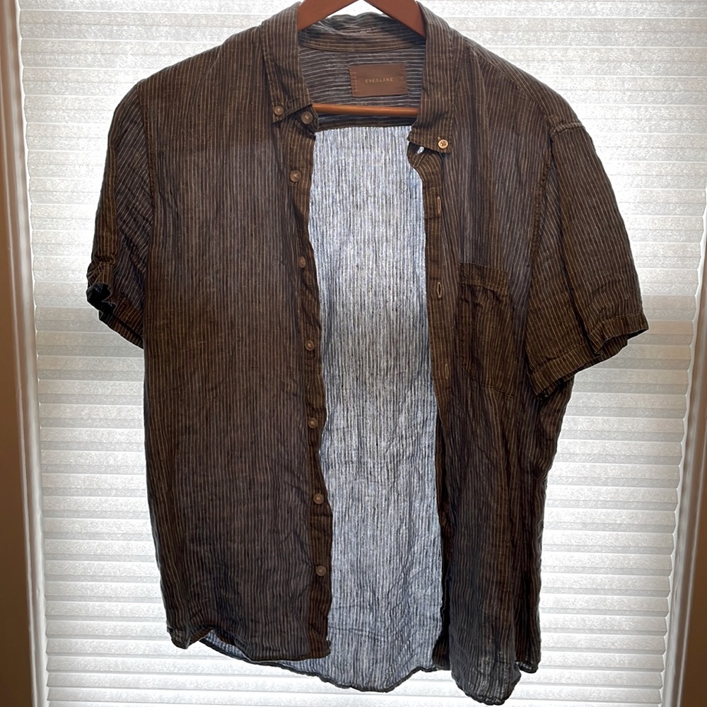 Everlane medium linen button up